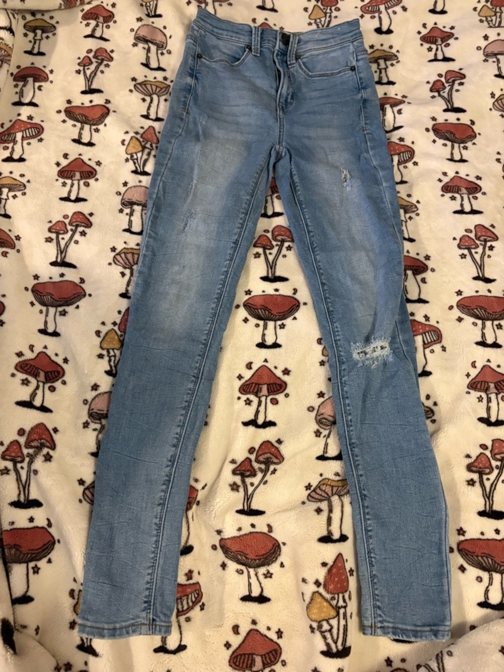 Mudd Light Blue Women's Skinny Jeans - Distressed Size 0